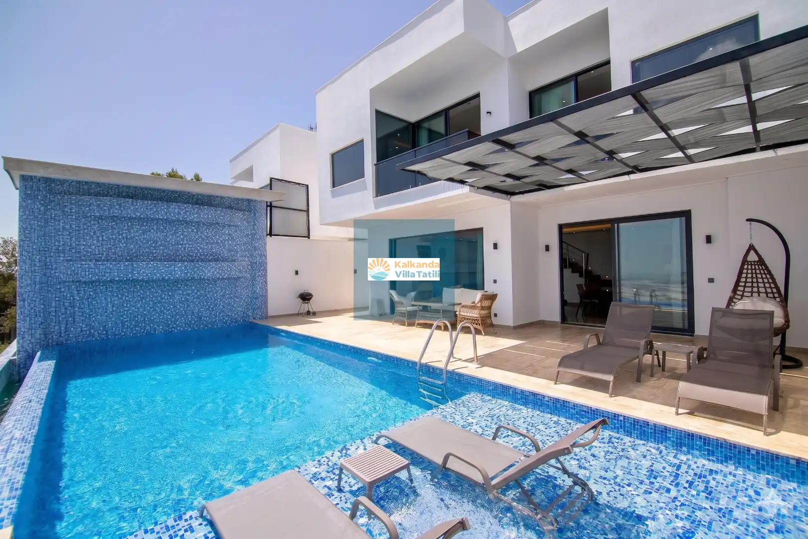 Villa Valiant 1
