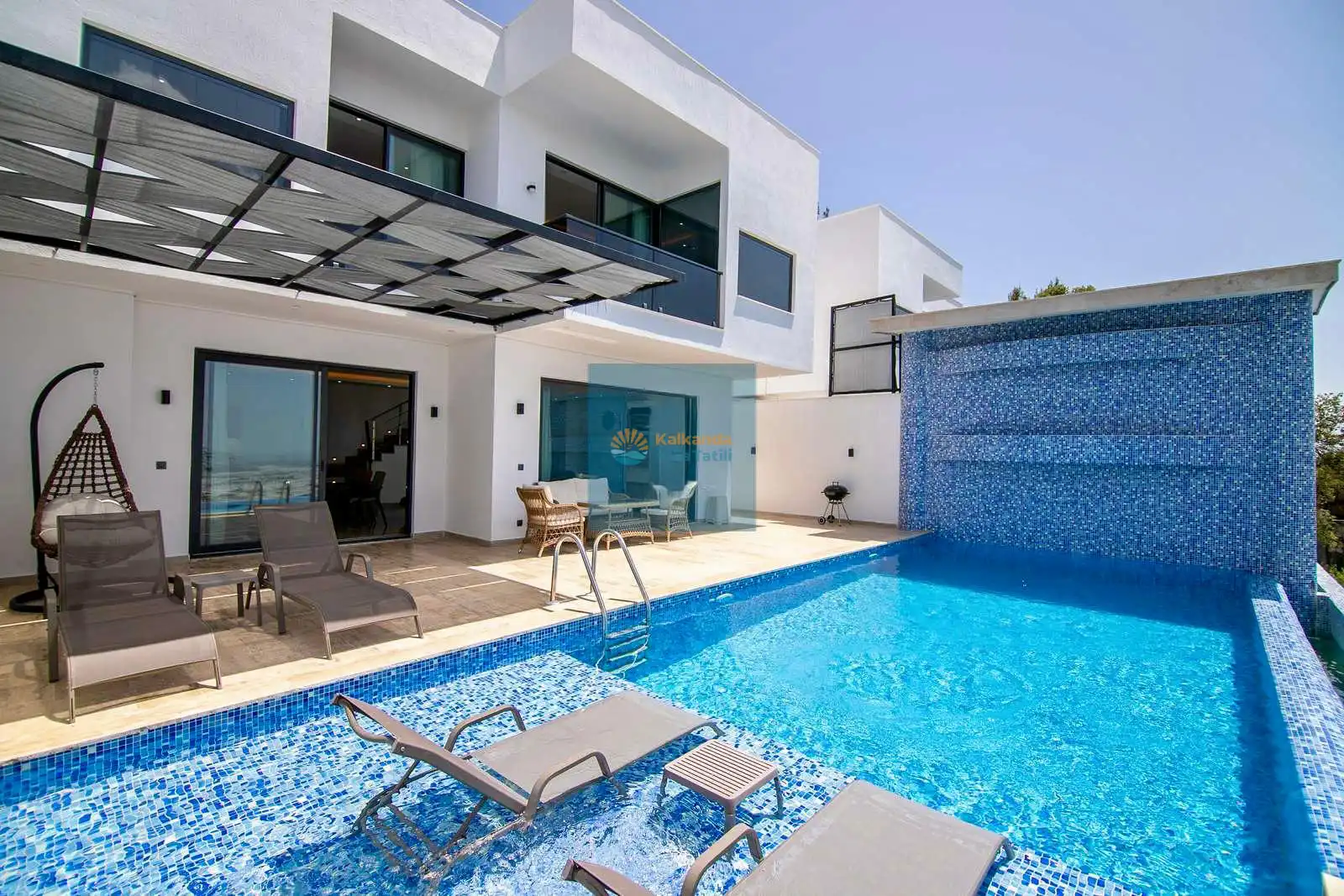 Villa Valiant 2