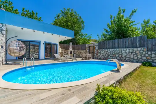 Villa Shape 1